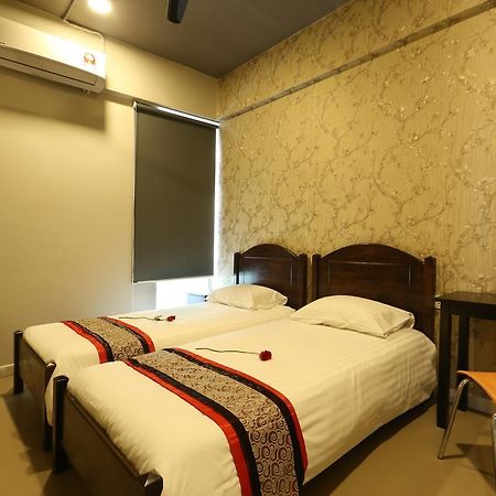 Sk Guesthouse Selayang Cuevas de Batu Exterior foto